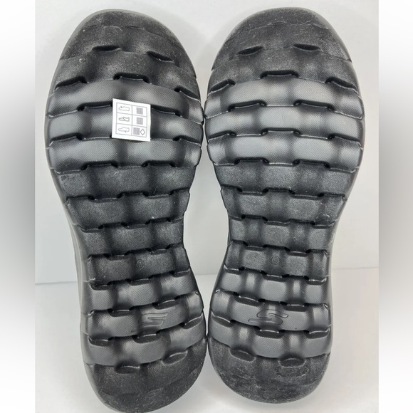 Skechers Women's Go Walk 5 Joy Black Slip-ons 15600W Size 9 Wide New W/O Box - Picture 9 of 12